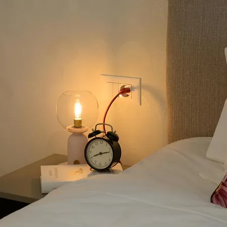 Tropics 1br Cozy Modern Entire Nuscocity Fast Wifi And Balcony Apartament