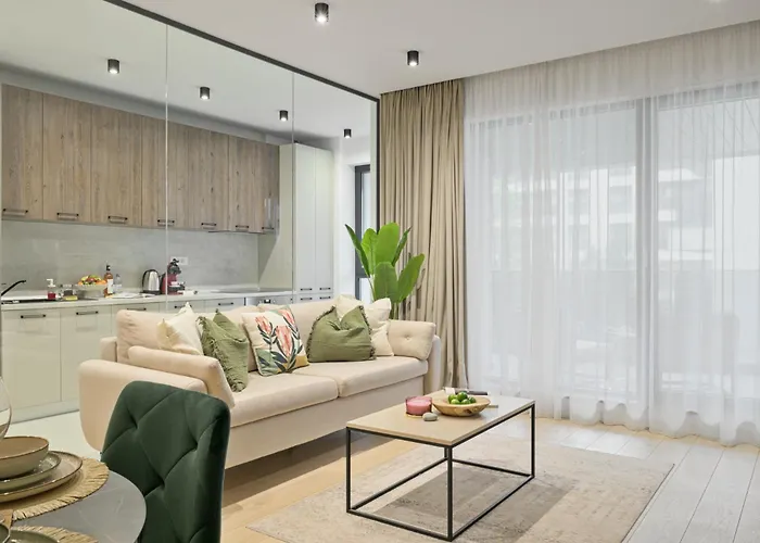 Tropics 1br Cozy Modern Entire Nuscocity Fast Wifi And Balcony * Bukareszt